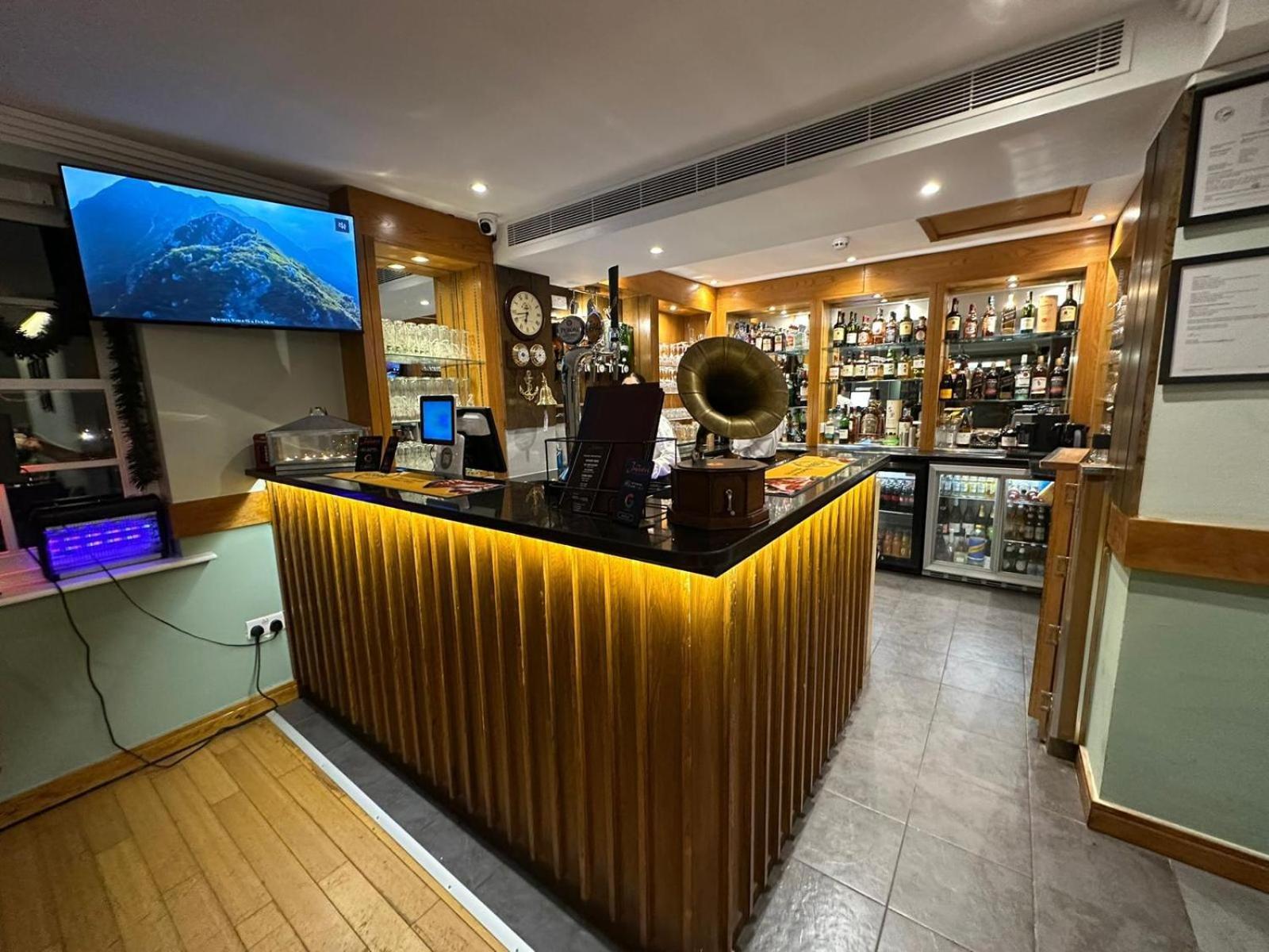 The Bell And Bottle Hotel Hedgerley Luaran gambar