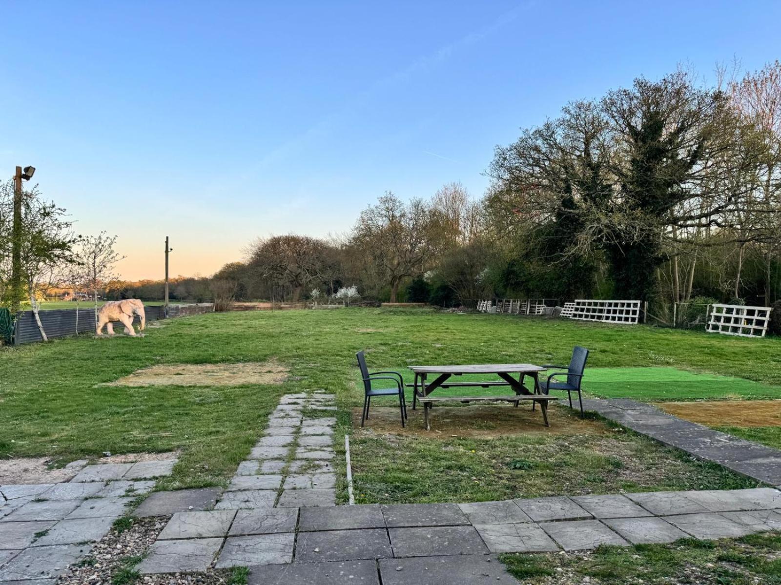 The Bell And Bottle Hotel Hedgerley Luaran gambar